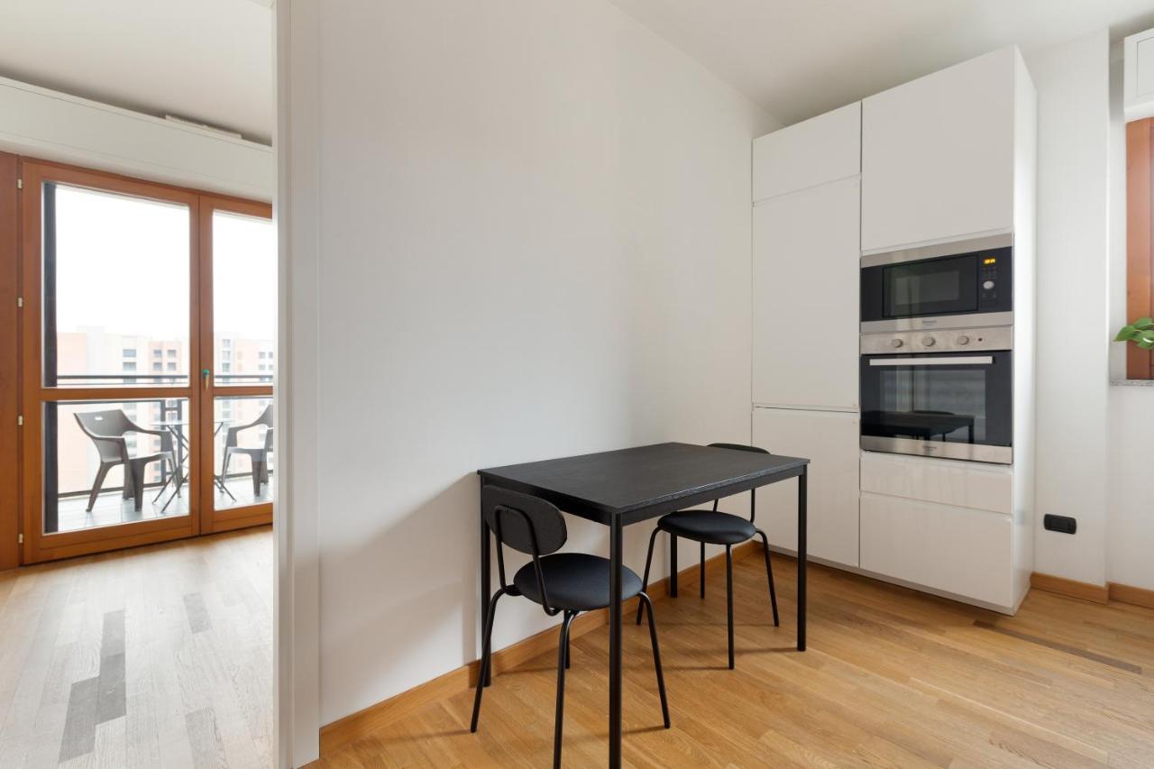 Milan Comfy Apartment X3 - With Balcony Exterior foto